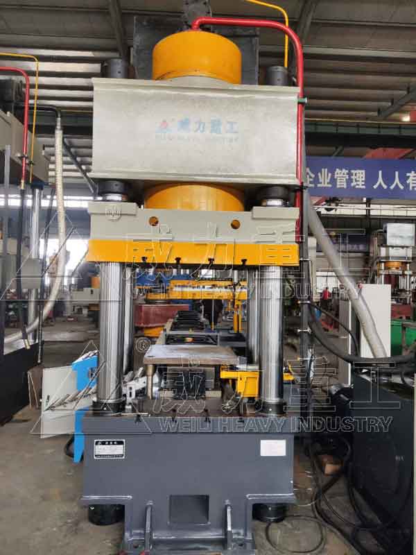 500噸錨桿托盤液壓機剪切、沖孔、壓型一次完成